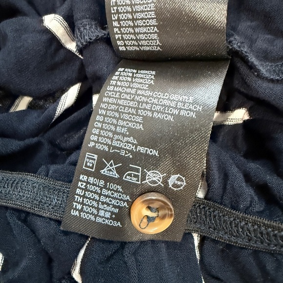 H&M Striped Off the Shoulder Sheer Long Sleeve Top (M) - Picture 8 of 9